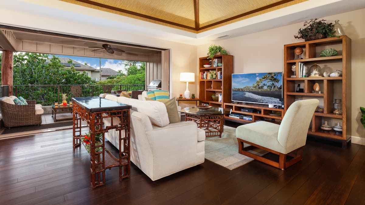 Home in Waimea · ★5.0 · 4 bedrooms · 6 beds · 3.5 baths - Photo 4