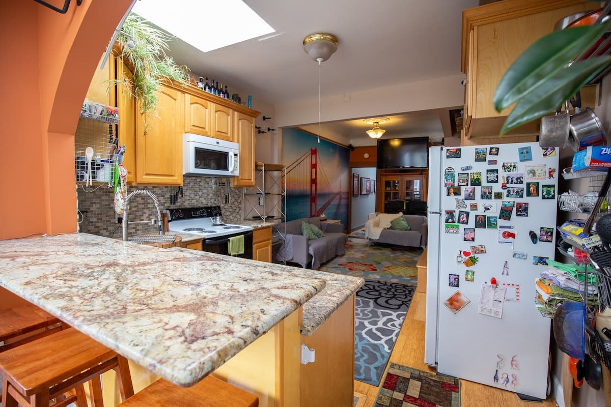 Hip Mission Condo, 2 Kitchens, 1906 Charm - Photo 1