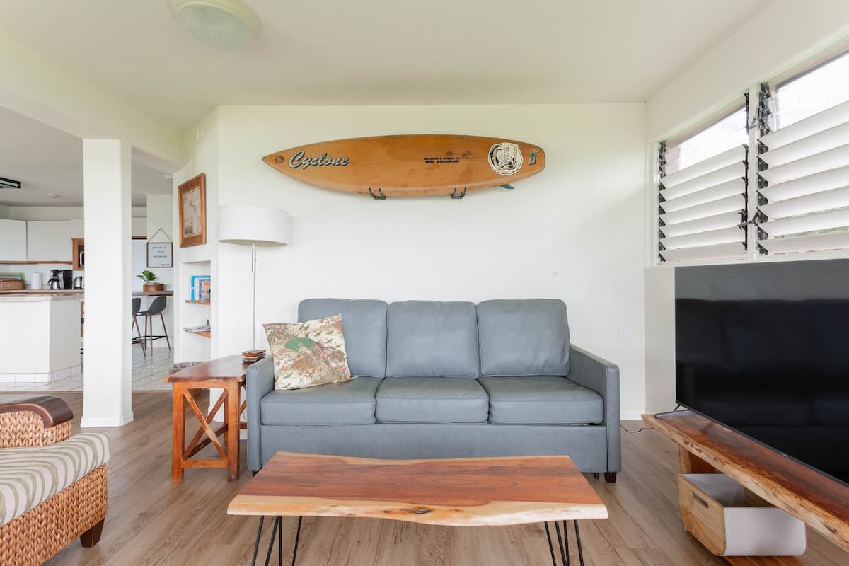Oceanfront w/pool;surf beach! (Hale Kahoa Annex) - Photo 2