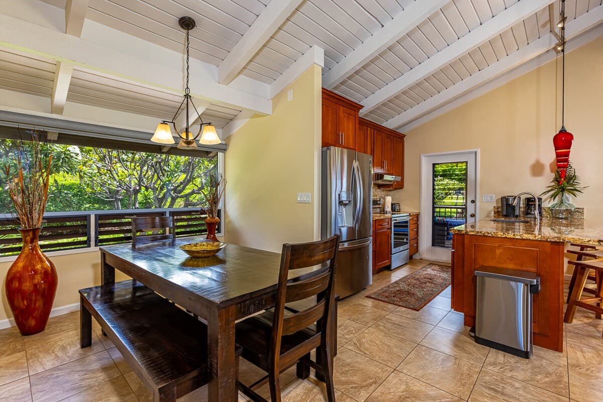 Condo in Wailea · ★4.94 · 2 bedrooms · 4 beds · 3 private baths - Photo 4