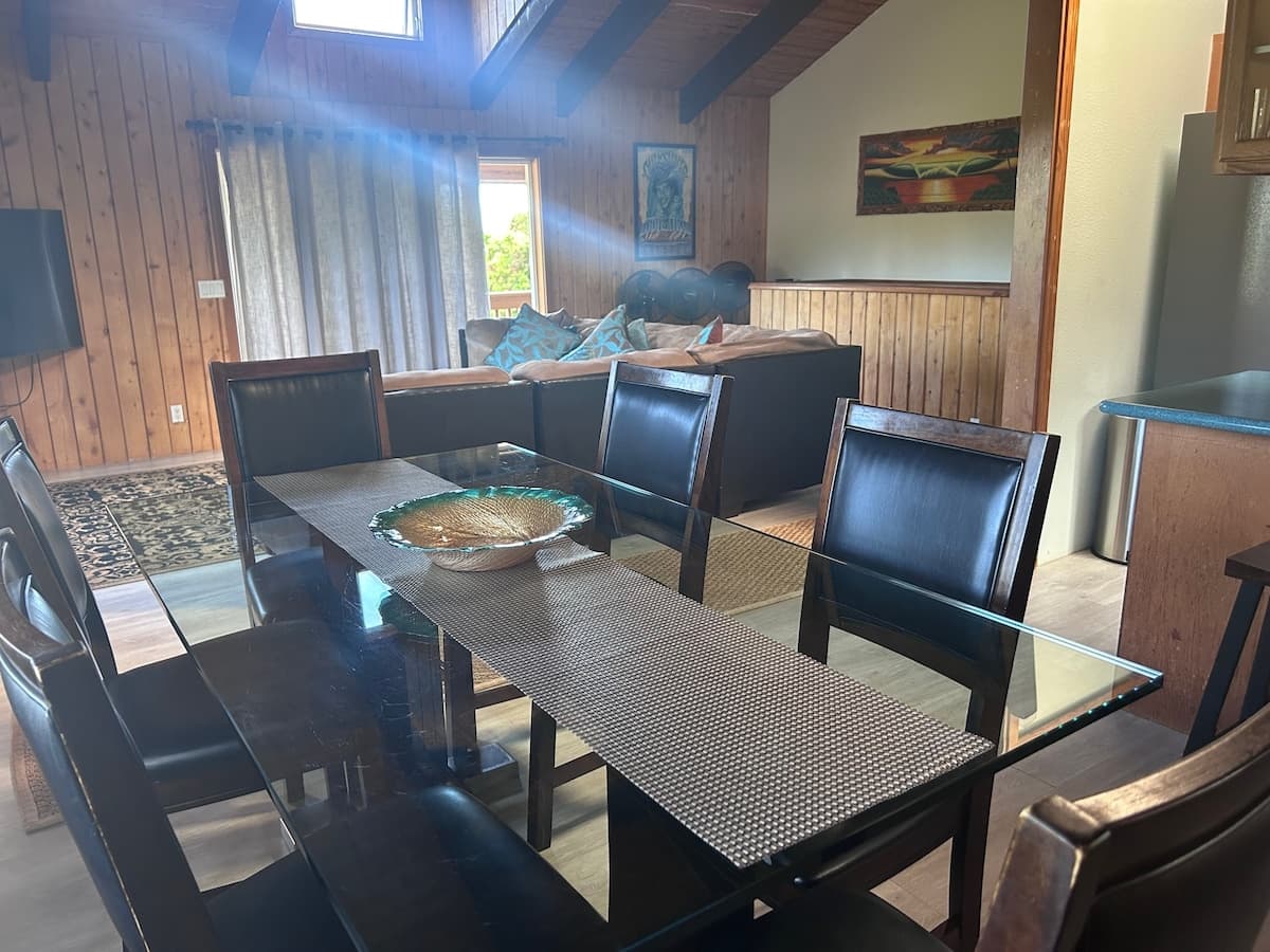 Home in Haleiwa · ★4.67 · 4 bedrooms · 5 beds · 2 private baths - Photo 5