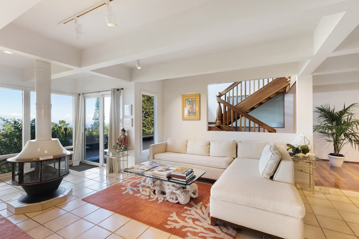 Home in Makawao · ★4.94 · 3 bedrooms · 3 beds · 2 baths - Photo 4