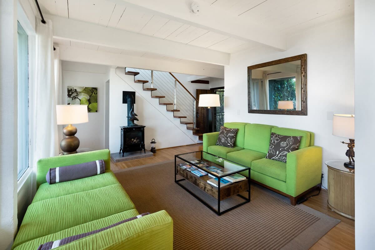 Rustic Upcountry retreat with breathtaking views! - Photo 5