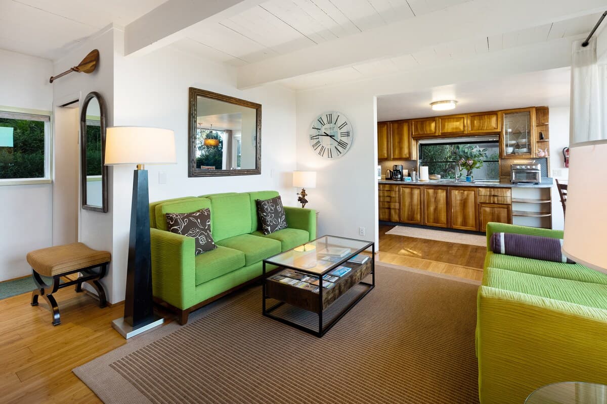 Rustic Upcountry retreat with breathtaking views! - Photo 4