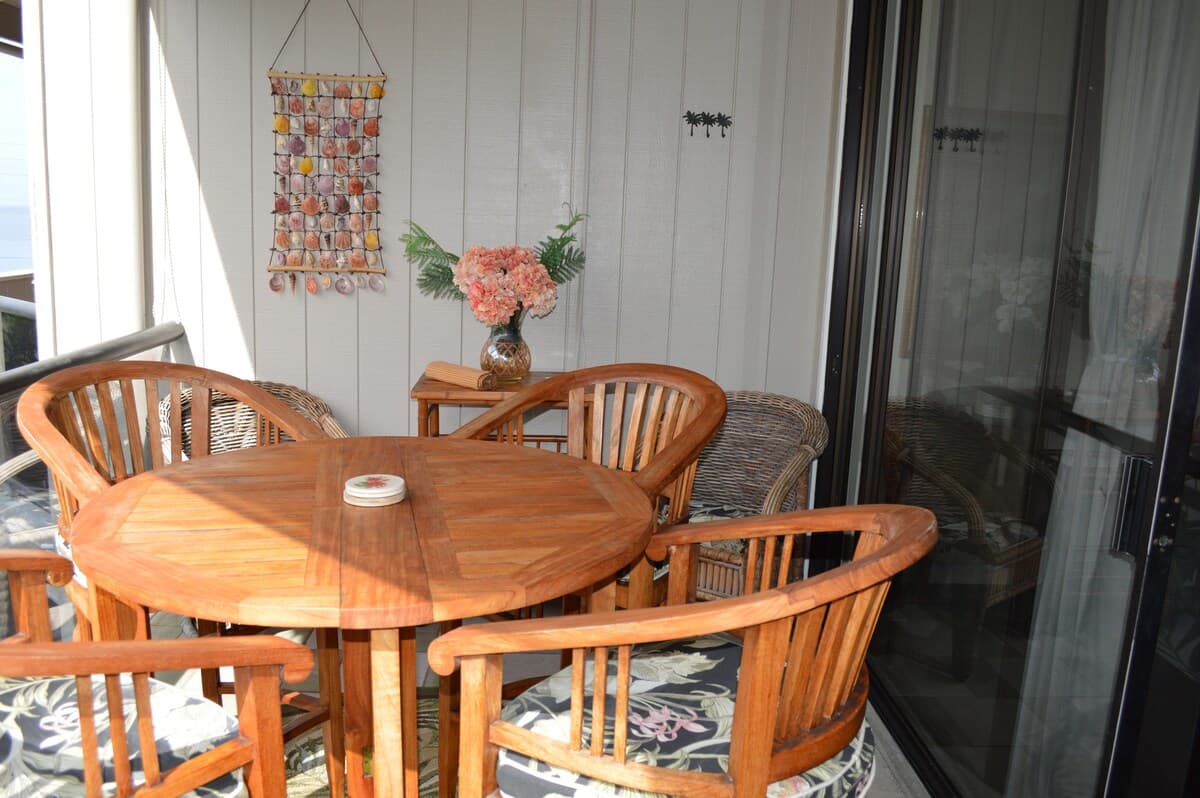 Condo in Kailua-Kona · ★4.83 · 2 bedrooms · 2 beds · 2 baths - Photo 1