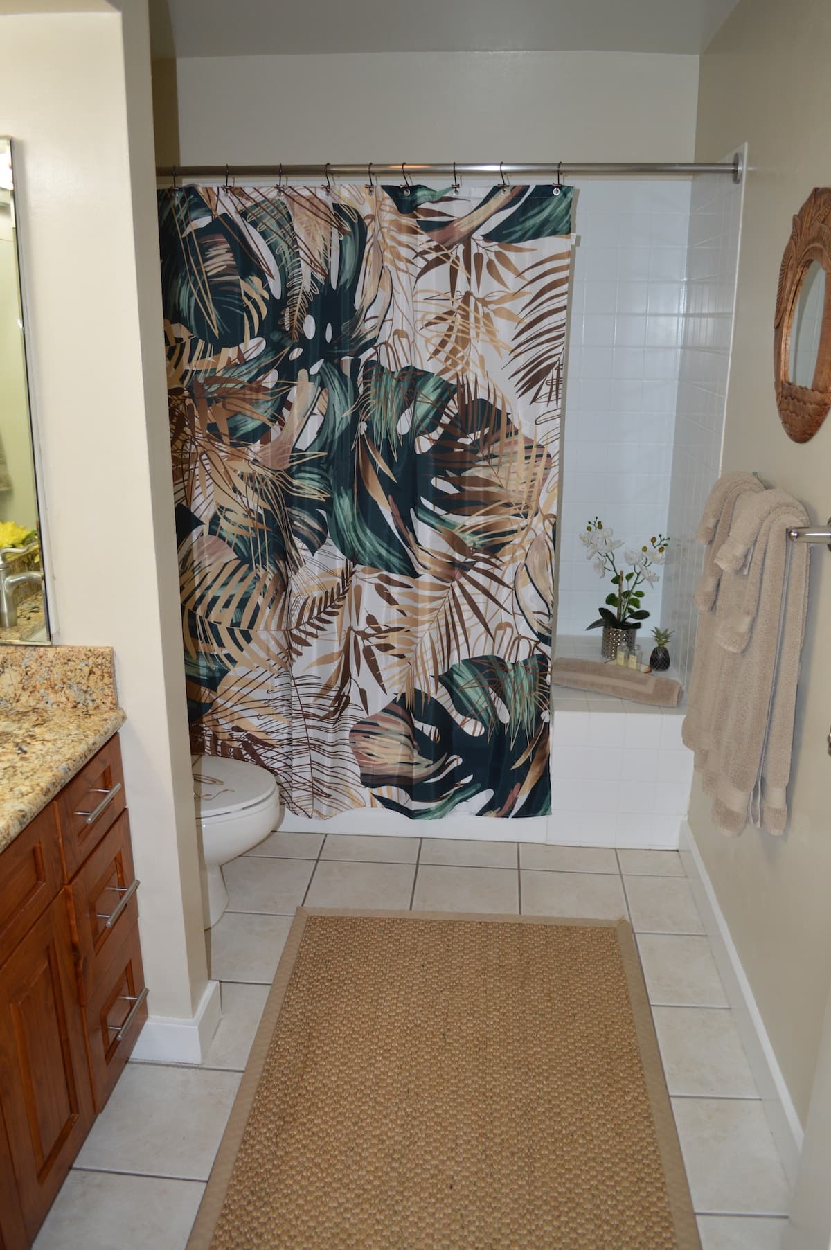 Condo in Kailua-Kona · ★4.83 · 2 bedrooms · 2 beds · 2 baths - Photo 5