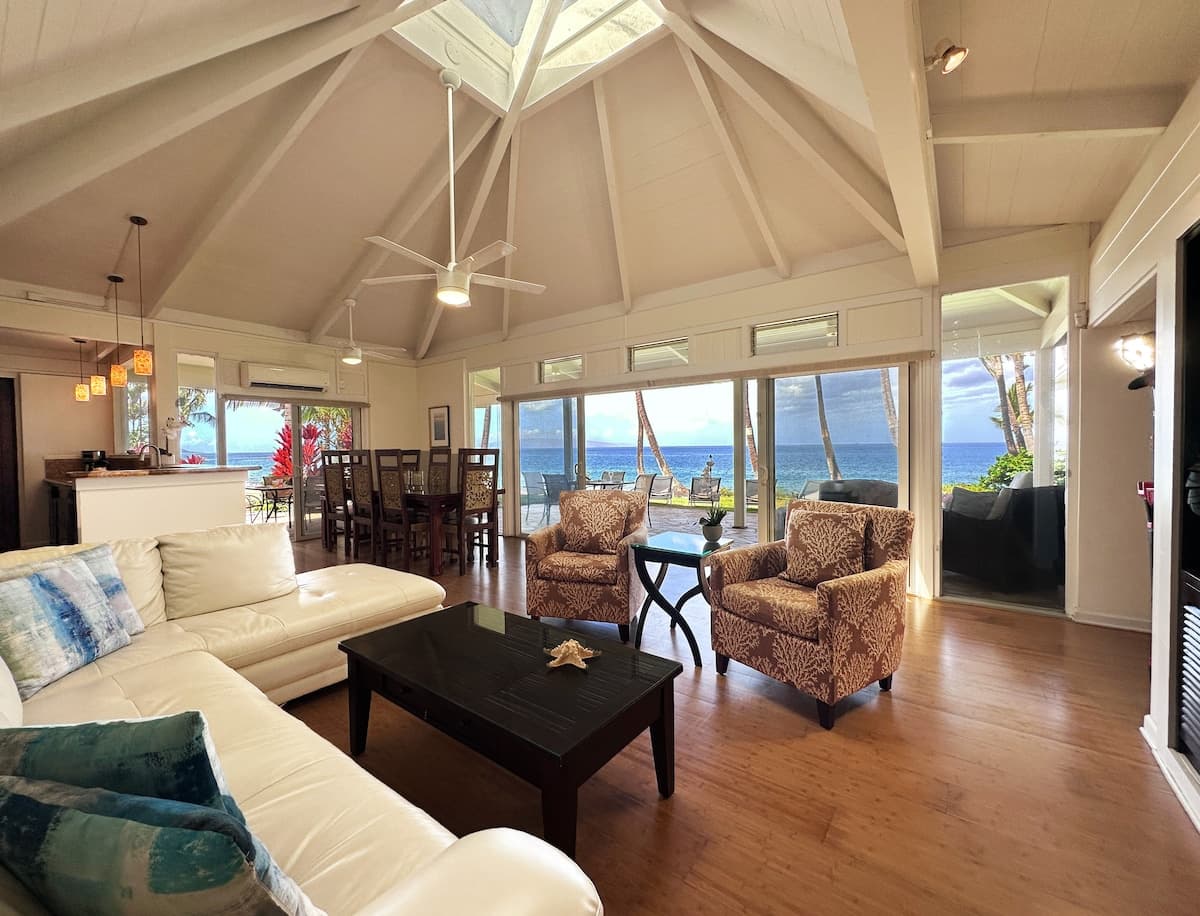 Home in Kihei · ★4.9 · 4 bedrooms · 5 beds · 2 baths - Photo 2