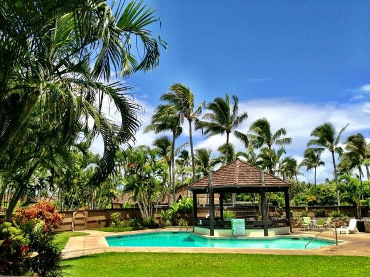 Condo in Kahuku · ★4.39 · 1 bedroom · 2 beds · 1 private bath - Photo 2