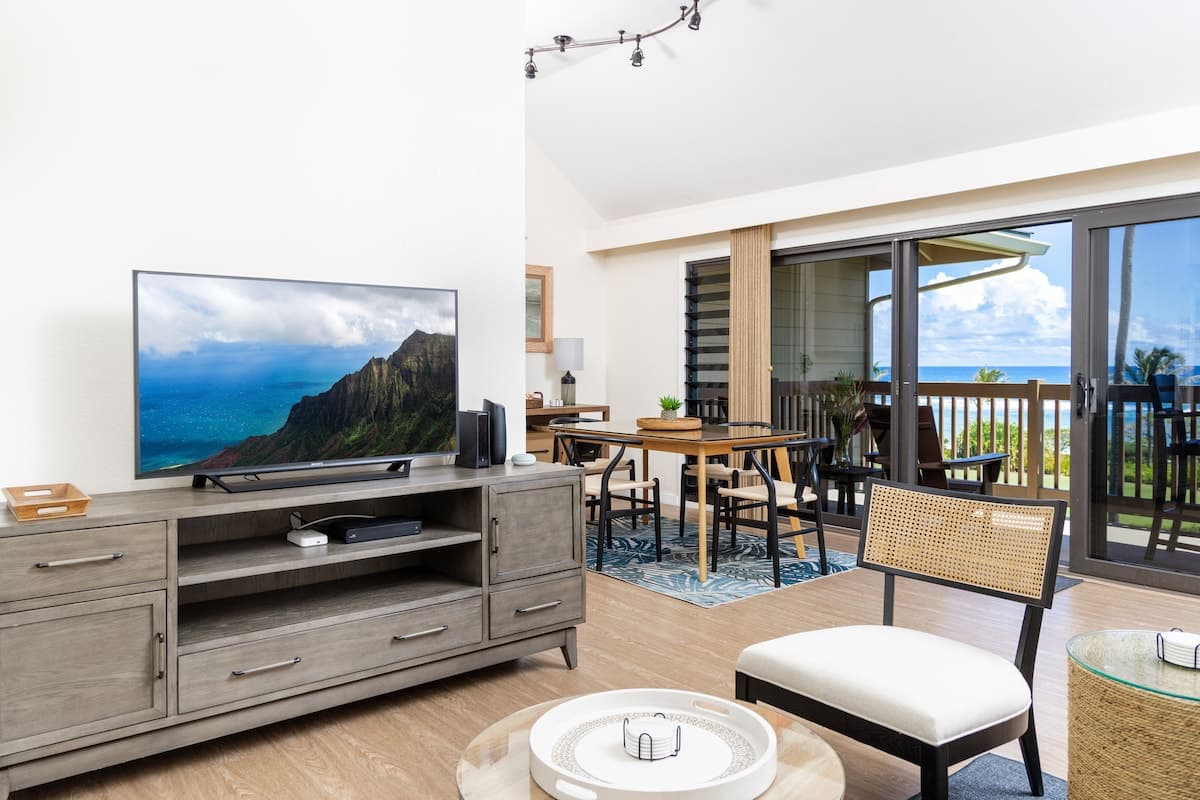 Condo in Lihue · ★4.96 · 1 bedroom · 1 bed · 1.5 baths - Photo 1