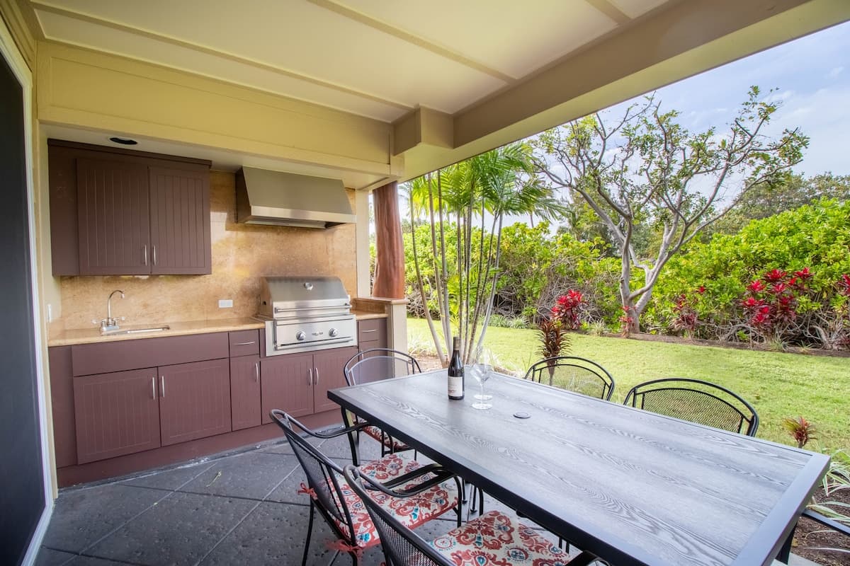 Condo in Waikōloa Beach · ★4.98 · 2 bedrooms · 3 beds · 2 baths - Photo 2
