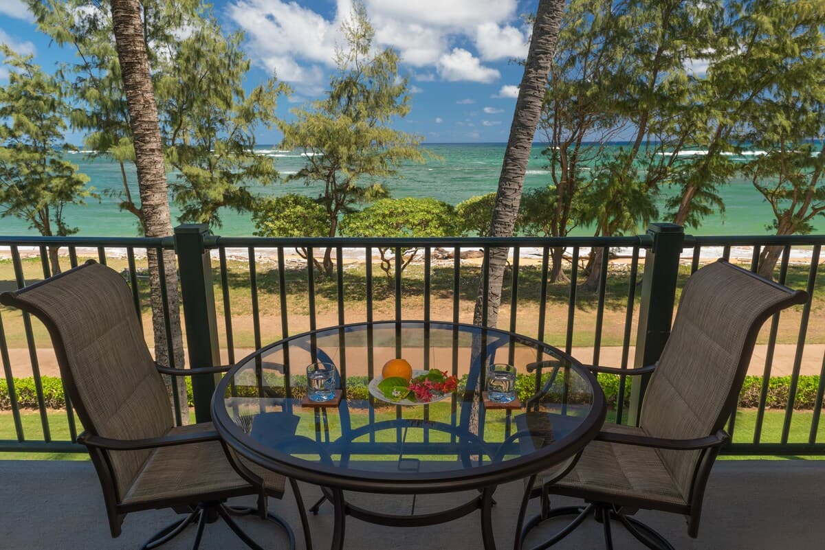 Condo in Kapaa · ★4.89 · 1 bedroom · 2 beds · 1 private bath - Photo 2