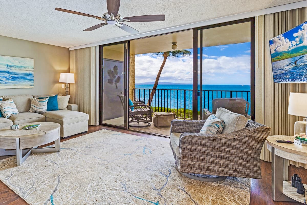 Condo in Kihei · ★4.87 · 1 bedroom · 1 bed · 2 baths - Photo 3