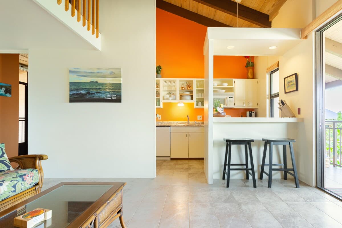 Condo in Kailua-Kona · ★4.86 · 2 bedrooms · 2 beds · 1 bath - Photo 5
