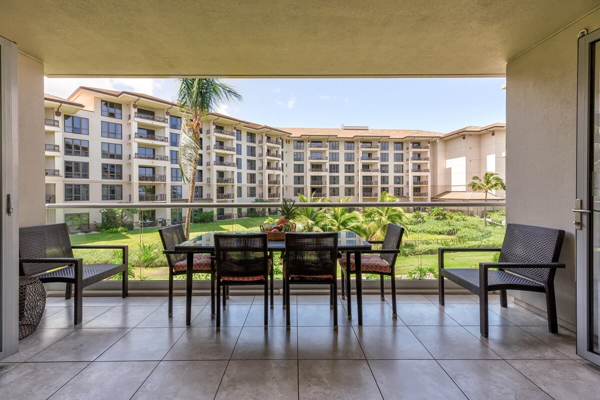 Condo in Lahaina · ★4.75 · 3 bedrooms · 5 beds · 3 baths - Photo 5