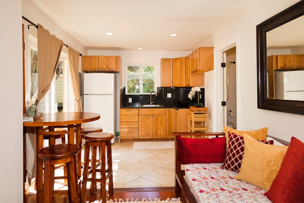Cabin in Pahoa · ★4.76 · 1 bedroom · 1 bed · 1 private bath - Photo 1