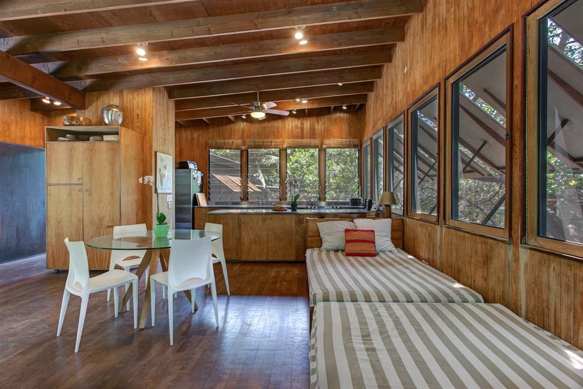 Home in Waimea · ★4.9 · 5 bedrooms · 7 beds · 3.5 baths - Photo 3