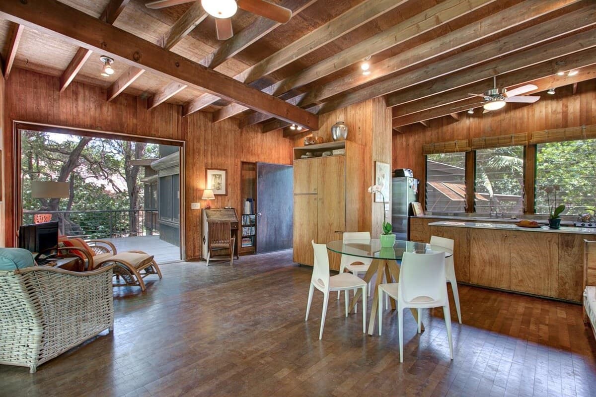 Home in Waimea · ★4.9 · 5 bedrooms · 7 beds · 3.5 baths - Photo 1