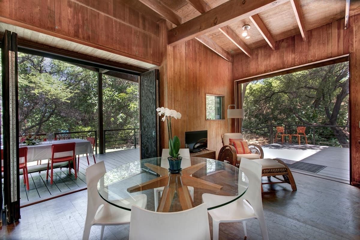 Home in Waimea · ★4.9 · 5 bedrooms · 7 beds · 3.5 baths - Photo 2