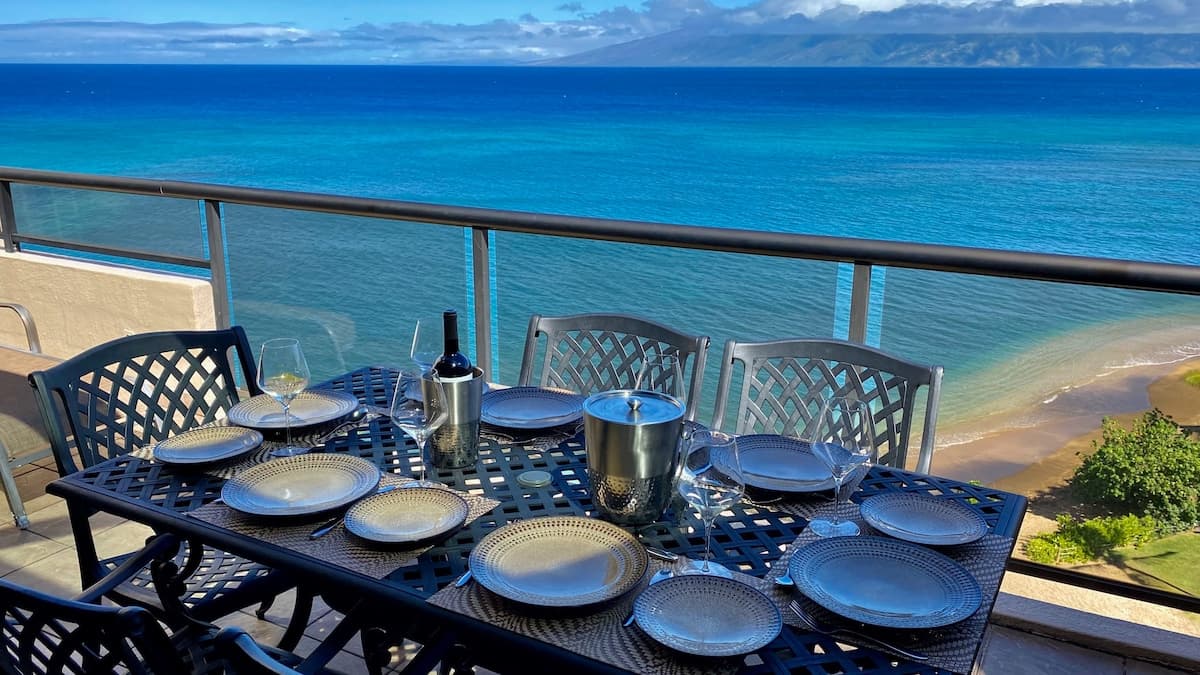 Condo in Lahaina · ★4.82 · 3 bedrooms · 8 beds · 3 private baths - Photo 1
