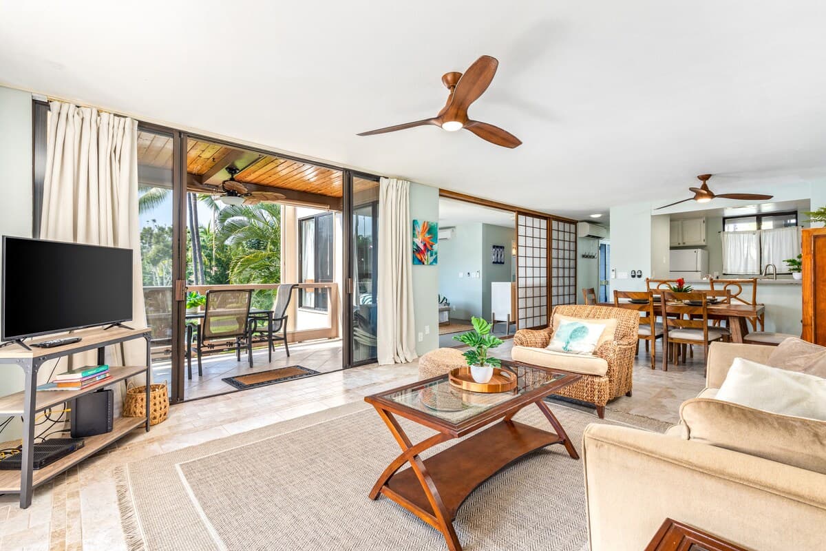Condo in Kailua-Kona · ★4.8 · 2 bedrooms · 3 beds · 2 private baths - Photo 4