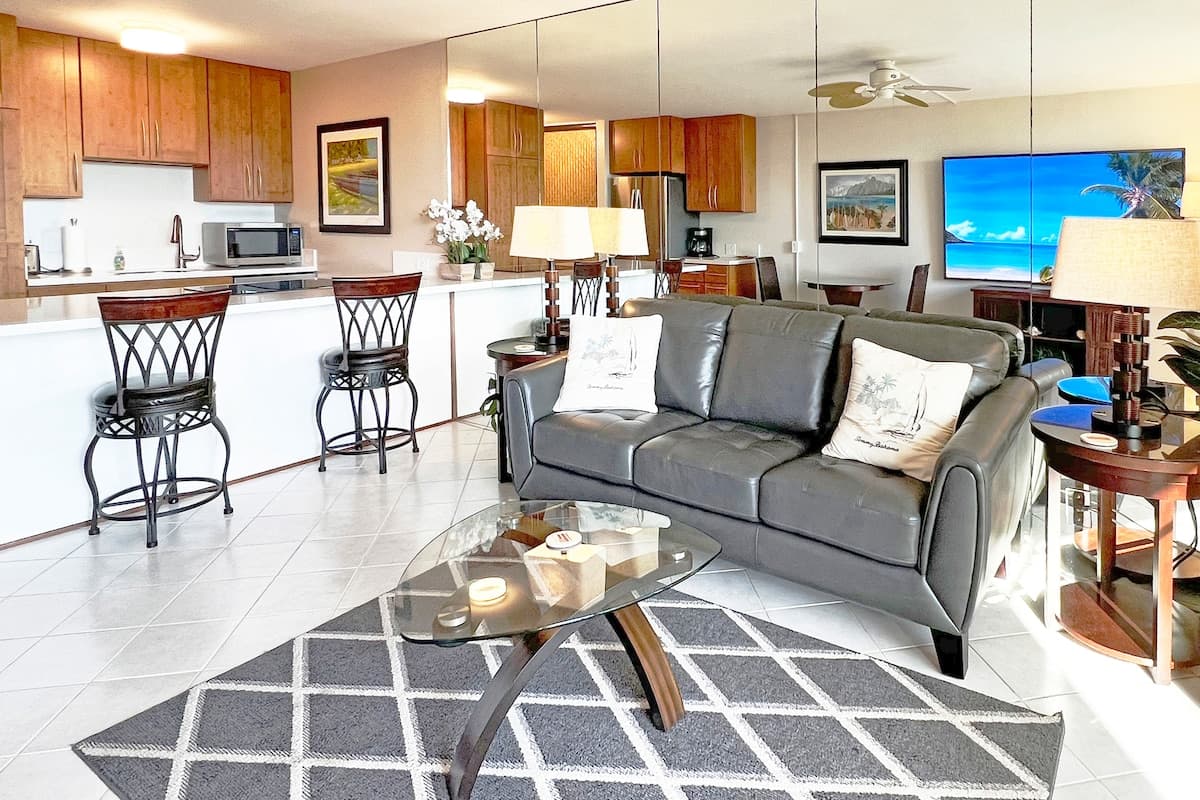 Condo in Kihei · ★4.9 · 1 bedroom · 1 bed · 1 private bath - Photo 3