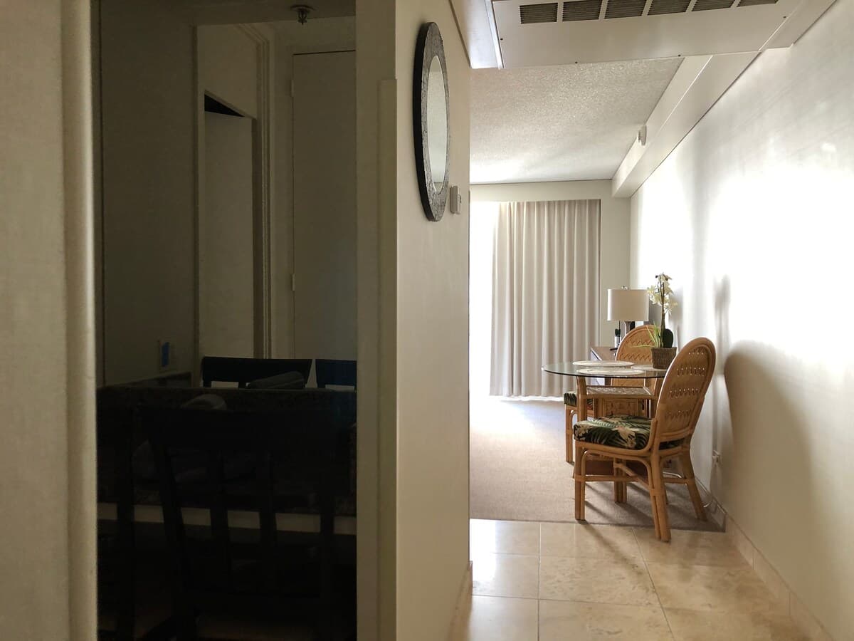 Condo in Honolulu · ★4.63 · Studio · 2 beds · 1 private bath - Photo 2