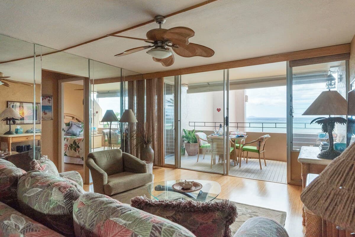Condo in Wailuku · ★4.92 · 2 bedrooms · 2 beds · 2 baths - Photo 1