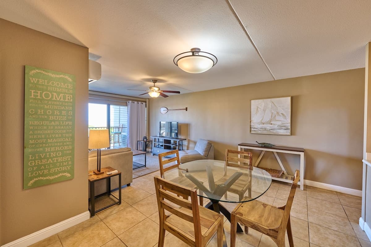 Condo in Kihei · ★4.9 · 2 bedrooms · 3 beds · 2 baths - Photo 1