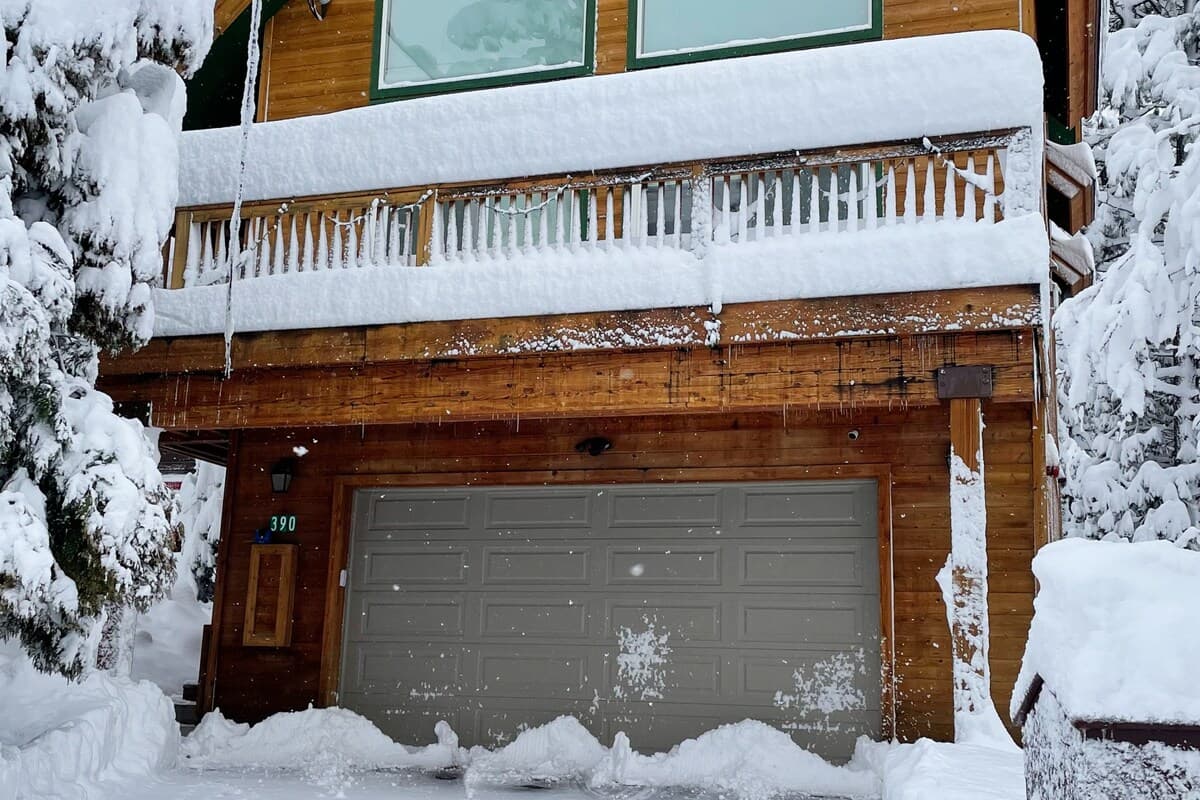 Lake Tahoe Chalet with Lake Views, Walk to Beach - Photo 3