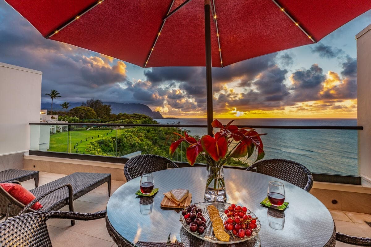 Condo in Princeville · ★5.0 · 2 bedrooms · 3 beds · 2 baths - Photo 1