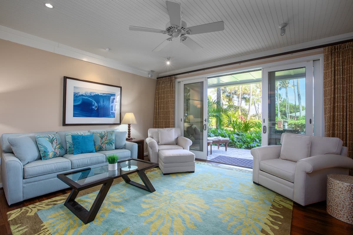 Home in Kahuku · ★4.98 · 3 bedrooms · 4 beds · 2 private baths - Photo 1