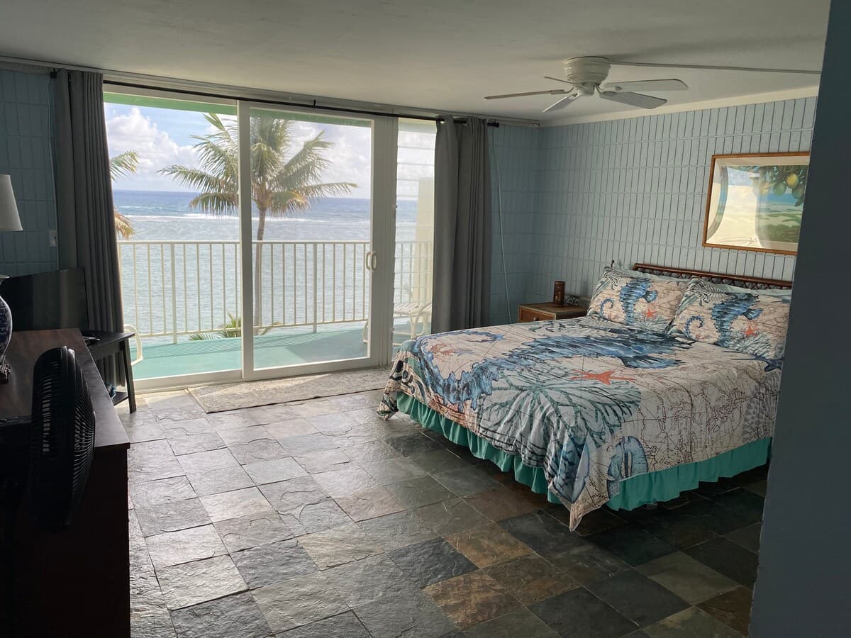 Condo in Hauula · ★4.76 · 3 bedrooms · 4 beds · 2 private baths - Photo 1