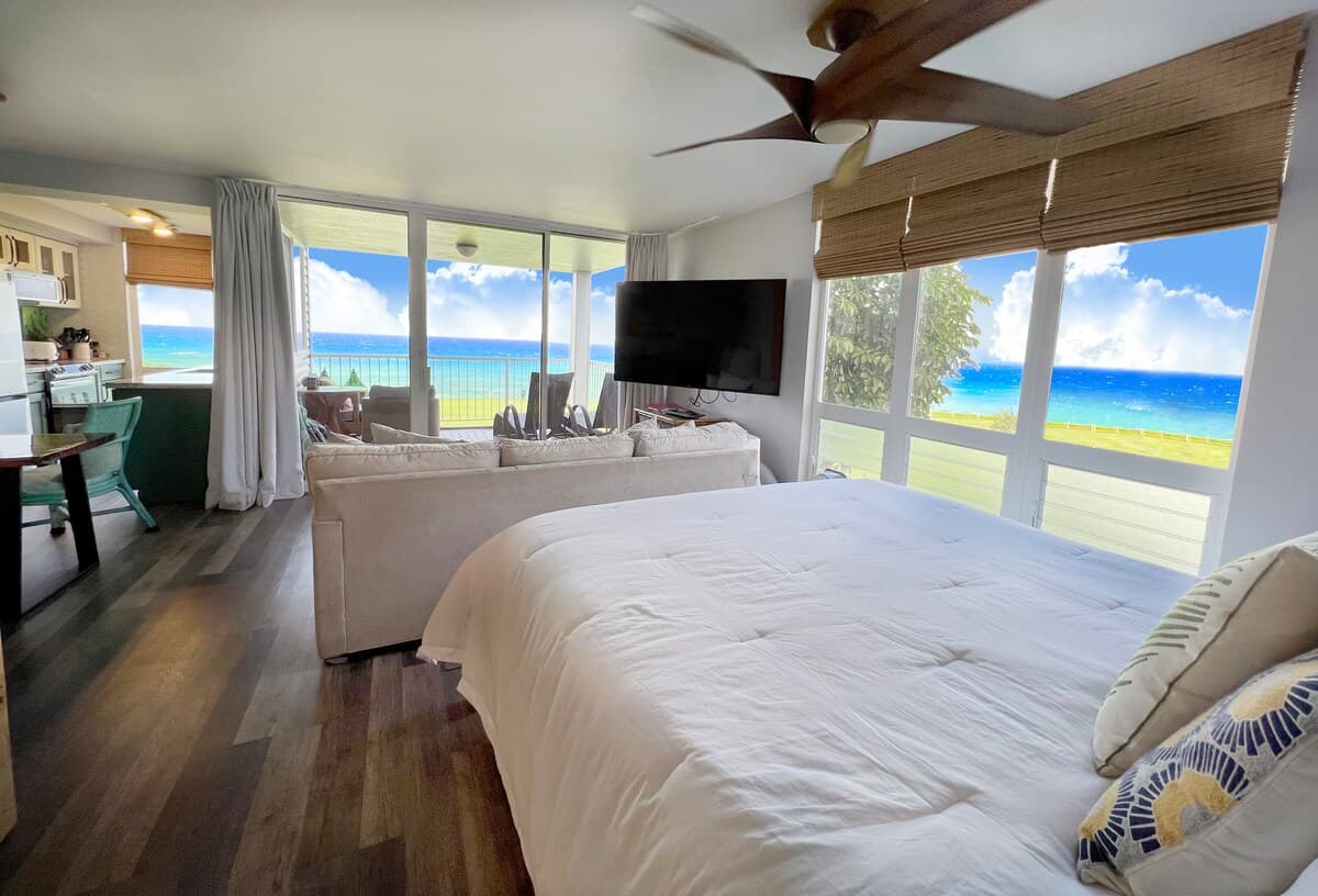Condo in Princeville · ★4.96 · Studio · 1 bed · 1 bath - Photo 2