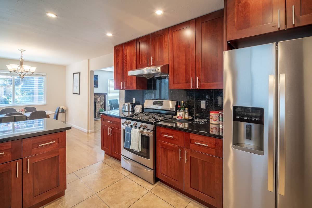 Quiet Cul-de-Sac Home Near Apple HQ & Downtown - Photo 5