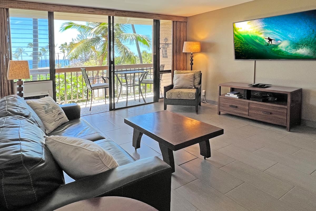 Condo in Kihei · ★4.87 · 1 bedroom · 1 bed · 1 private bath - Photo 2