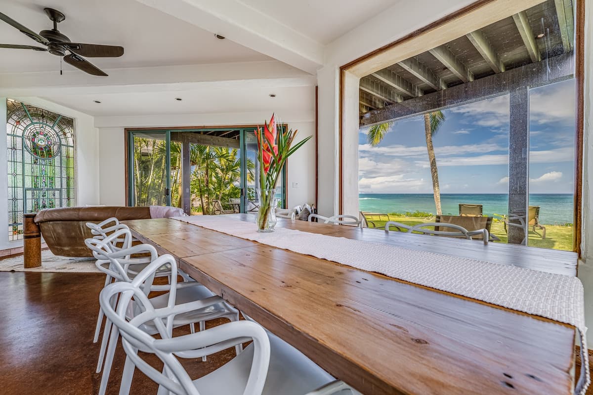 Villa in Paia · ★4.94 · 4 bedrooms · 4 beds · 2 baths - Photo 4