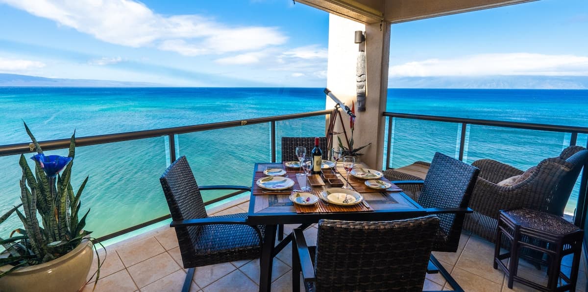 Condo in Lahaina · ★4.93 · 2 bedrooms · 3 beds · 2 private baths - Photo 1