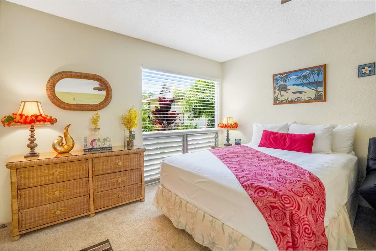 Condo in Princeville · ★4.63 · Studio · 1 bed · 1 private bath - Photo 1