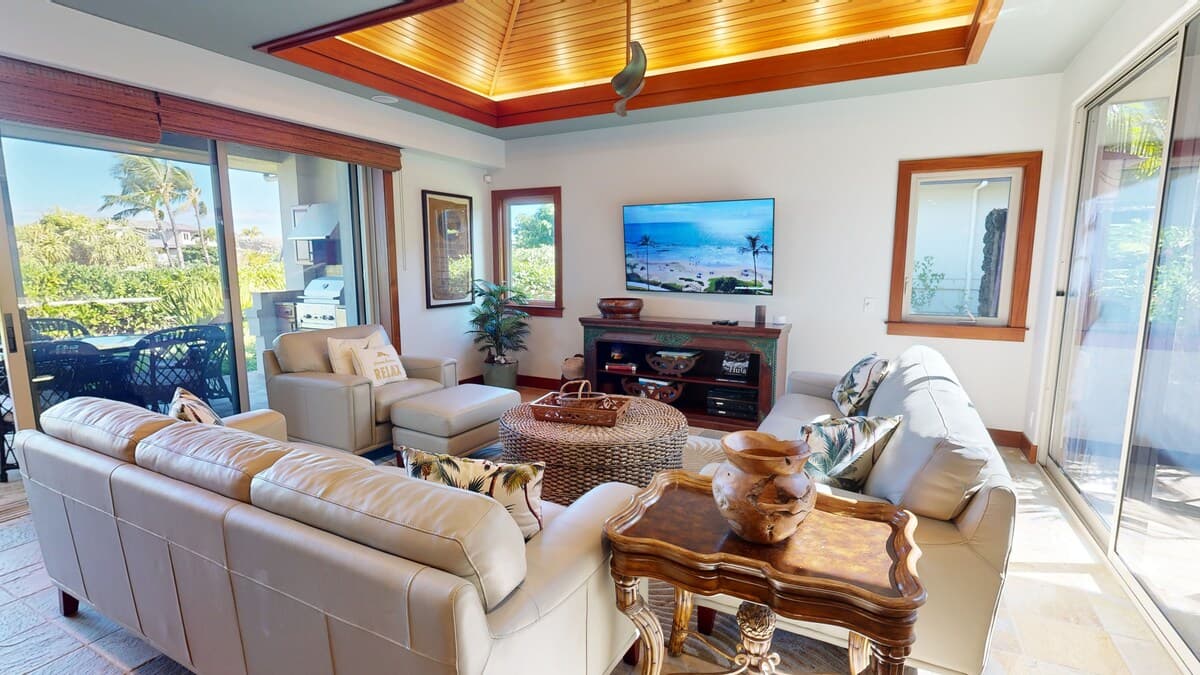 Home in Waimea · ★4.96 · 3 bedrooms · 5 beds · 3.5 baths - Photo 3