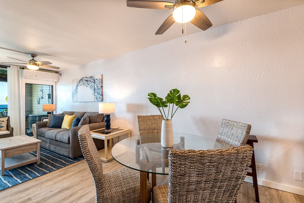 Condo in Kailua-Kona · ★4.86 · 2 bedrooms · 3 beds · 2 baths - Photo 3