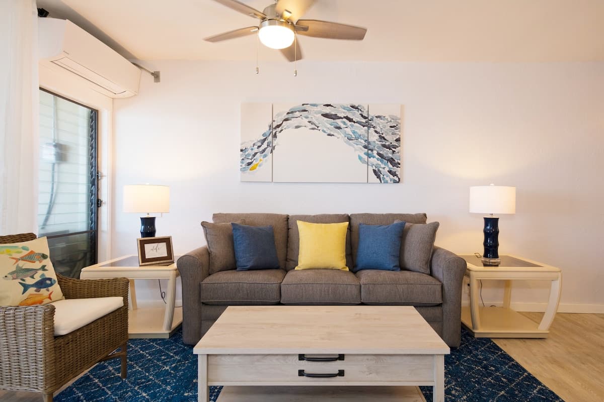 Condo in Kailua-Kona · ★4.86 · 2 bedrooms · 3 beds · 2 baths - Photo 1