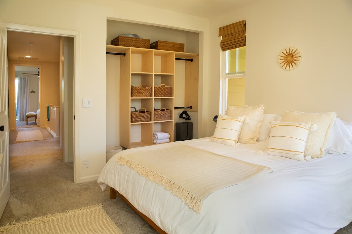 Townhouse in Princeville · ★5.0 · 3 bedrooms · 3 beds · 2.5 private baths - Photo 4