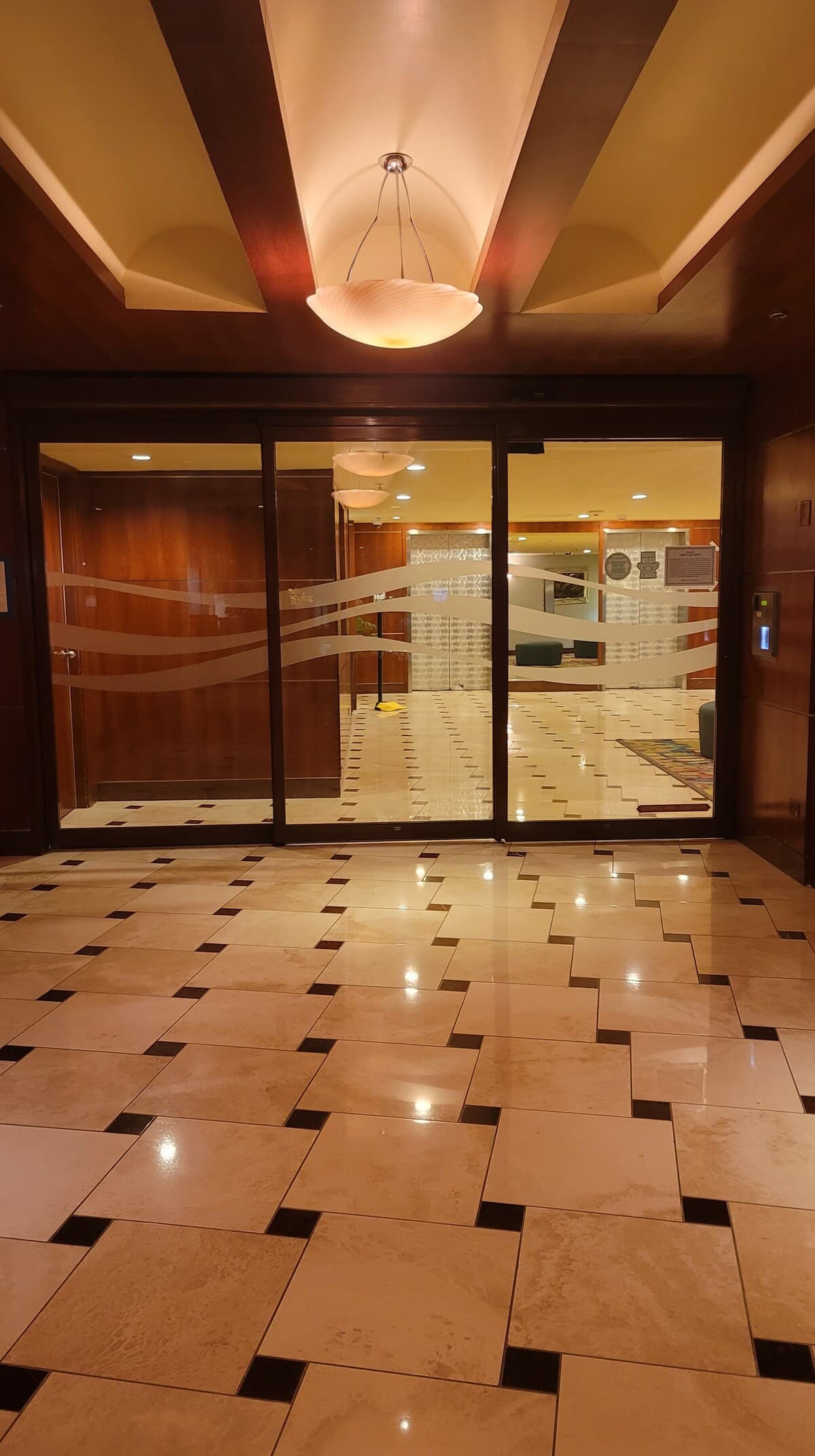 Condo in Honolulu · ★4.89 · Studio · 1 bed · 1 private bath - Photo 3
