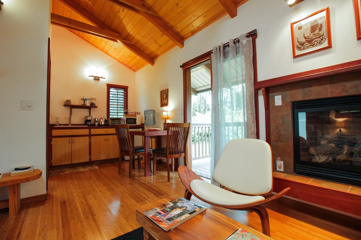Cabin in Volcano · ★4.88 · 1 bedroom · 1 bed · 1 private bath - Photo 4