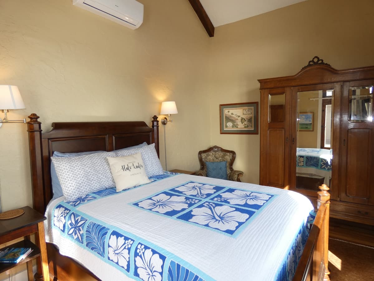 Oceanfront Estate Retreat 4 - Ocean w/ Horses - Photo 2