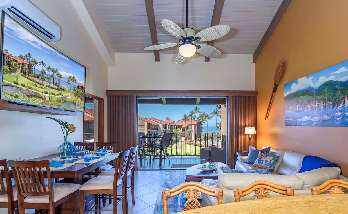 Condo in Lahaina · ★4.71 · 3 bedrooms · 3 beds · 3 baths - Photo 3