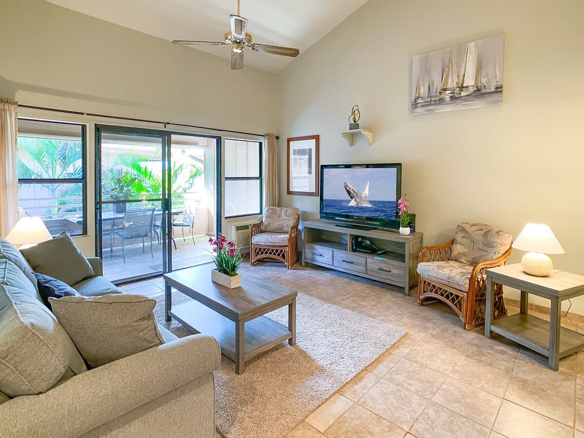 Kihei Bay Vista - #C204 - Maluhia Beach - Photo 2
