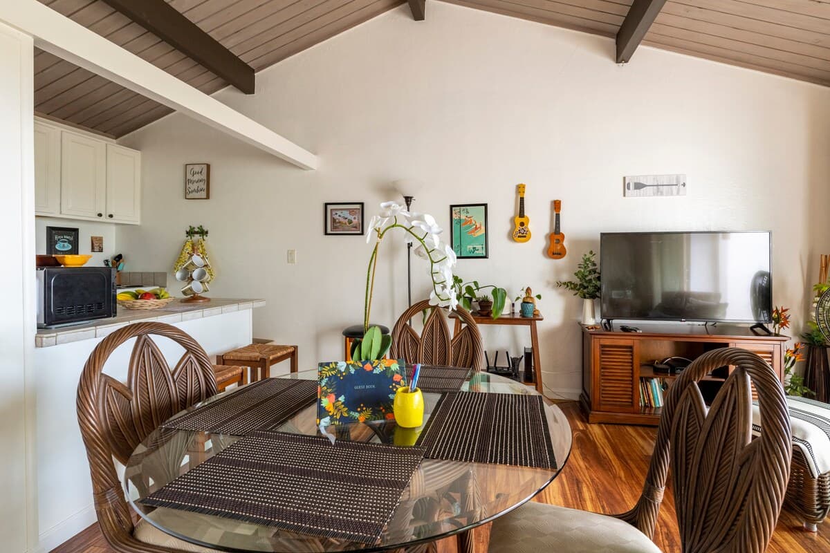 Condo in Kailua-Kona · ★4.86 · 1 bedroom · 1 bed · 1 bath - Photo 2