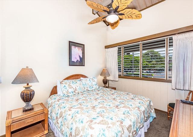 Condo in Lahaina · ★4.68 · 1 bedroom · 1 bed · 1 private bath - Photo 2