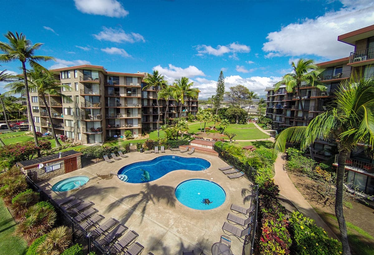 Condo in Kihei · ★4.81 · 2 bedrooms · 3 beds · 2 baths - Photo 2